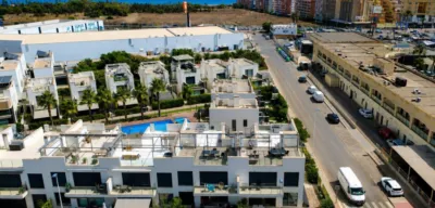 Pis – Orihuela, Urbanización Punta Prima, Urbanización Horizonte - Més