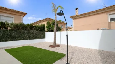 Casa – Benferri, Urbanización Benfisol - Més