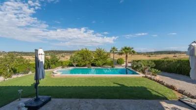 Rustic finca in Sineu photo 18