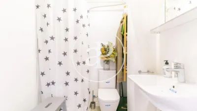 Apartamento en alquiler en Les Tres Torres - Imagen 26