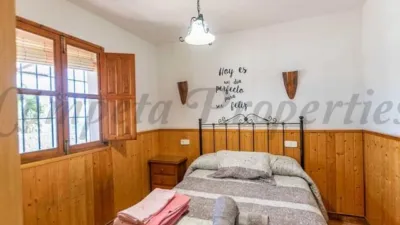 Rustic Finca in Sayalonga photo 6