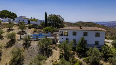 Casa en Alcaucín photo 4