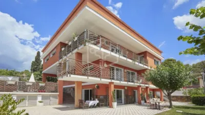 Villa for sale in Castelldefels photo 3