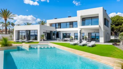 Casa – Orihuela, Urbanización Villacosta I, Villa Martín - Més