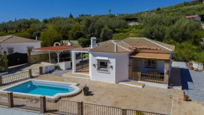 House in Alcaucín photo 2