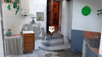 House in Castillo de Locubín photo 4