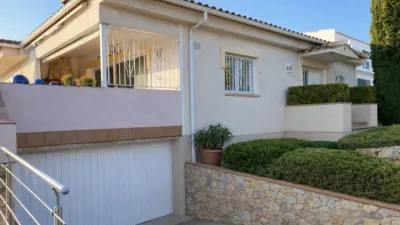 Single-family home in Palau-Saverdera photo 3