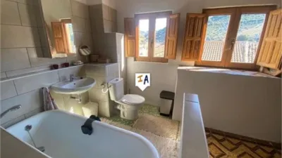 House in Frailes photo 4