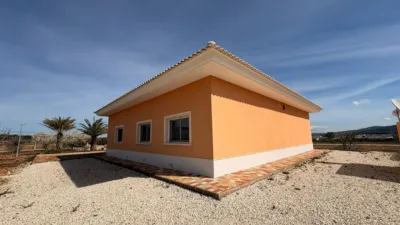 Chalet in El Pinós - Pinoso photo 10