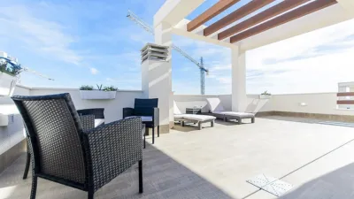 Casa – Los Montesinos - Més
