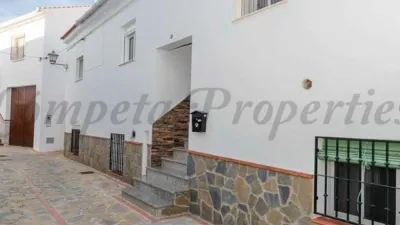 House in Canillas de Albaida photo 15
