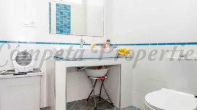 House in Canillas de Albaida photo 19