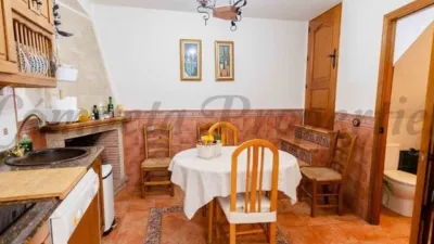 House in Canillas de Albaida photo 6