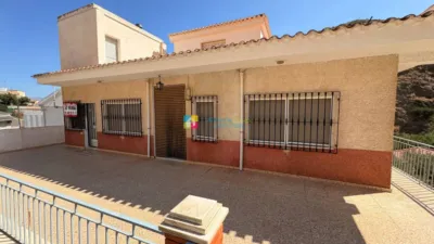 House in Sierro photo 3