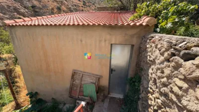 House in Sierro photo 44