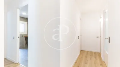 Apartment in Terrassa photo 12
