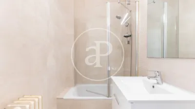 Apartment in Terrassa photo 34