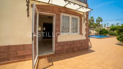 Casa – Torrevieja, Urbanización Los Balcones - Vista 2