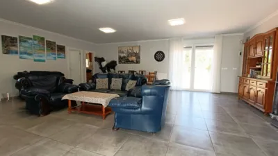 Chalet in El Pinós - Pinoso photo 11