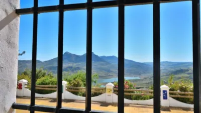 Rustic finca in Zahara de la Sierra photo 24