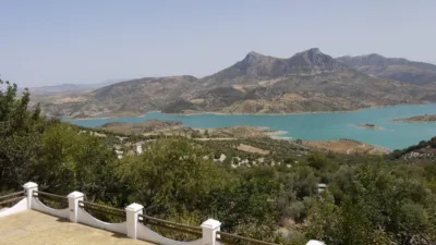 Rustic finca in Zahara de la Sierra photo 37