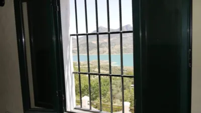 Rustic finca in Zahara de la Sierra photo 40