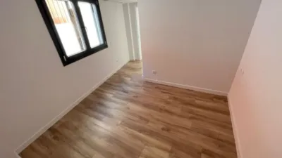 Apartment in Santa Coloma de Gramenet photo 9