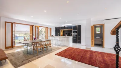 Apartment in Cort photo 8