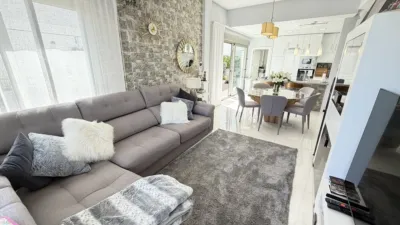 Casa – Orihuela, Urbanización Villacosta I, Villa Martín - Más