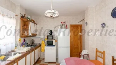 House in Alcaucín photo 9