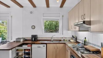 Single-family home in Palau-Saverdera photo 18