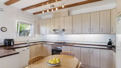Single-family home in Palau-Saverdera photo 26