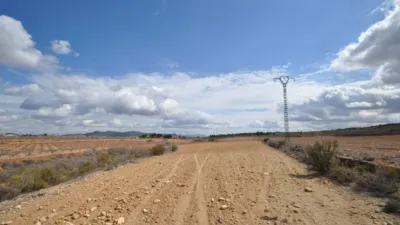 Terreno en venta en El Pinós - Pinoso - Más