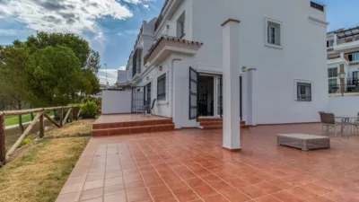 Terraced house in Alhaurín de la Torre photo 3