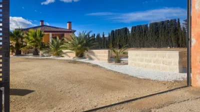 Chalet in El Pinós - Pinoso photo 45