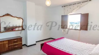 House in Canillas de Albaida photo 5