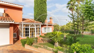 Villa in Chiva photo 2