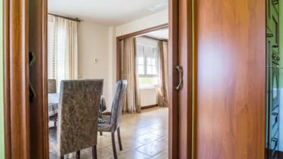 Chalet in Elda photo 34