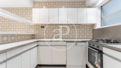 Apartamento en alquiler en Les Corts - Imagen 4