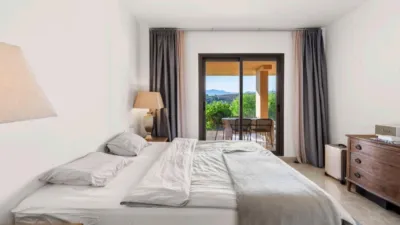 Apartamento en Benahavís photo 2