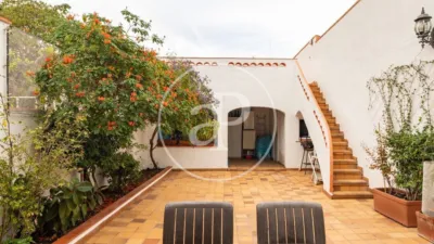 House in Centre photo 3