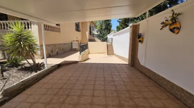 Casa – Pilar de la Horadada, Barrio Los Segundas - Més