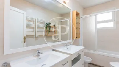 Apartamento en alquiler en Les Tres Torres - Imagen 23