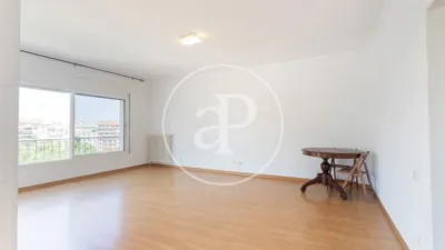 Apartamento en alquiler en Les Tres Torres - Imagen 5