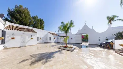 Rustic Finca in Las Cabezas de San Juan photo 7