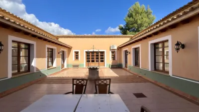 Finca rústica en alquiler en Alaró, Alaró de 6.500 €<span>/mes</span>