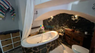 House in Sierro photo 18
