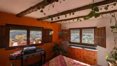 House in Sierro photo 27