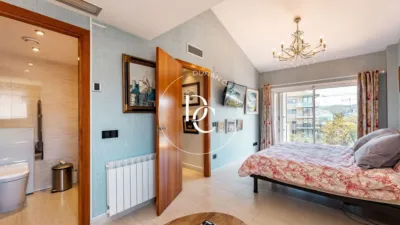 Duplex penthouse in Can Girona-Terramar-Vinyet photo 40