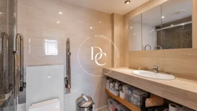 Duplex penthouse in Can Girona-Terramar-Vinyet photo 45